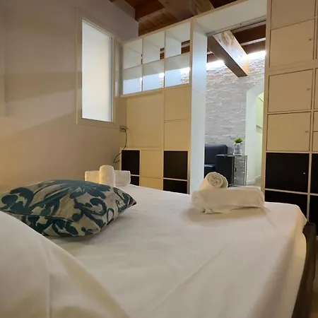 Apartment Medioevo Ii - Historic Center